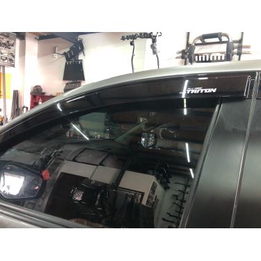 LLUVEROS MITSUBISHI TRITON